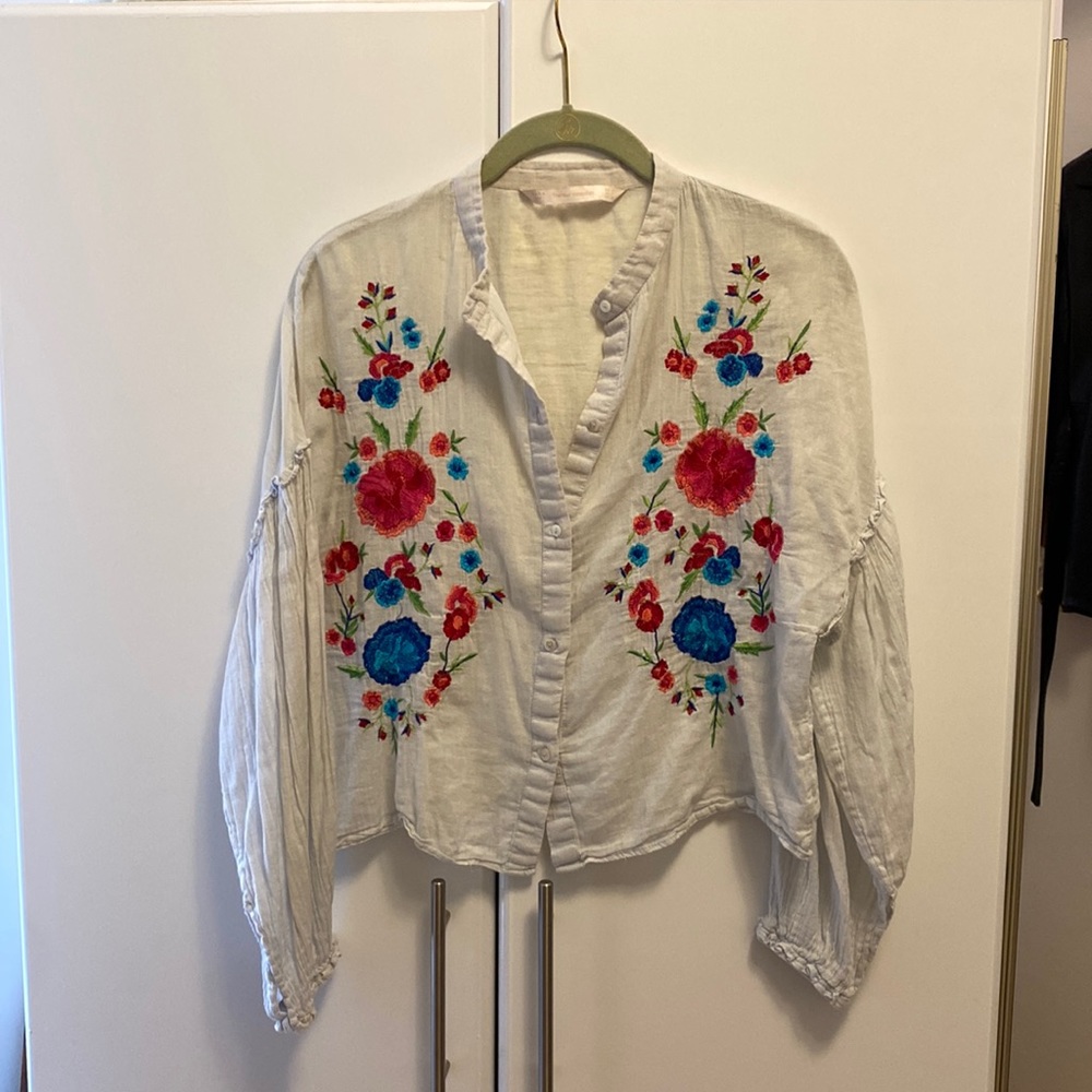 Button down with floral embroidery